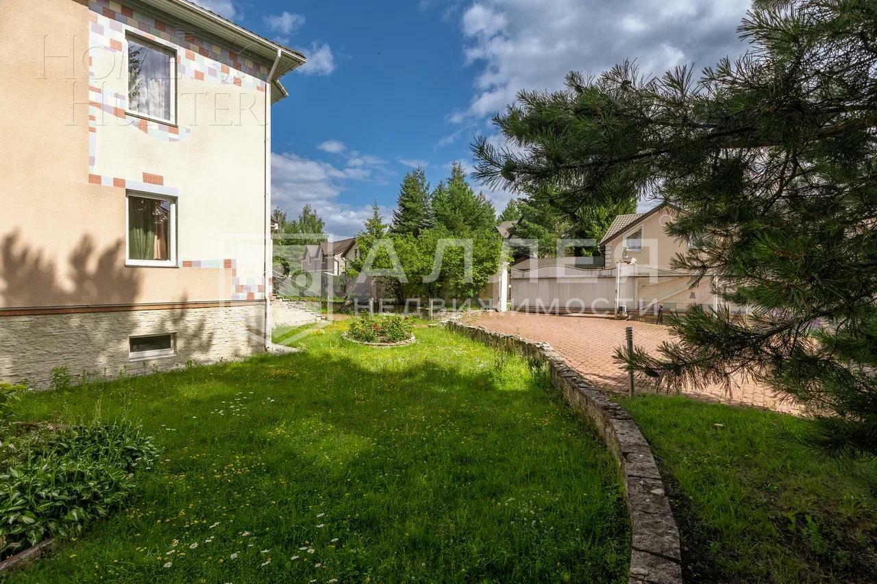 2-этажный коттедж 672 м² с отделкой