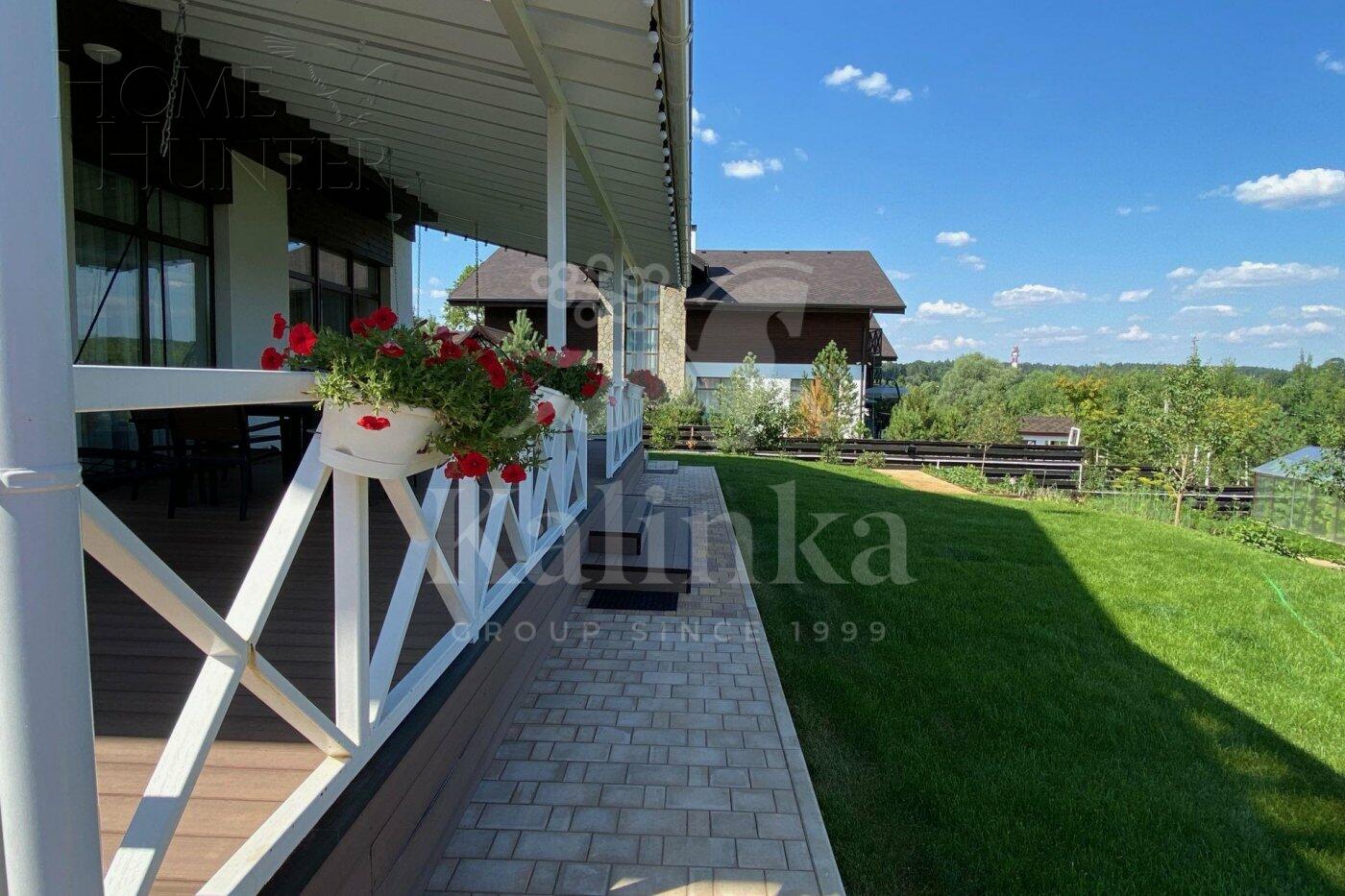 2-этажный коттедж 300 м² с отделкой