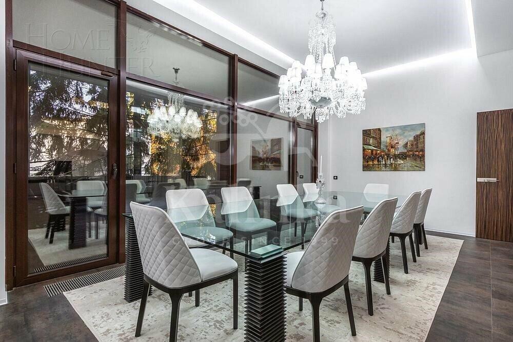 2-этажный коттедж 1 200 м² с отделкой