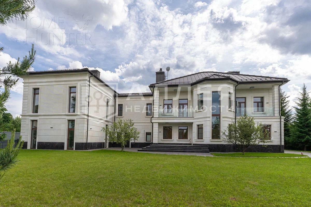 2-этажный коттедж 815 м² с отделкой