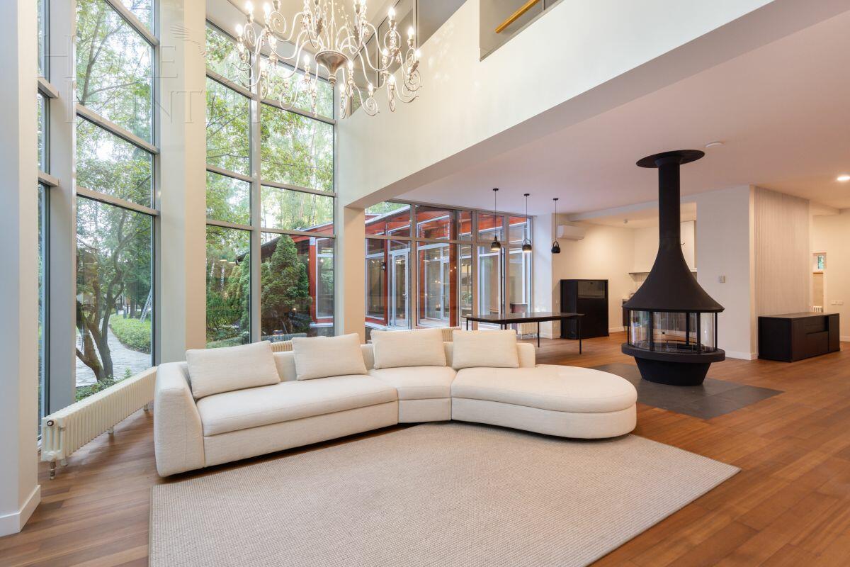 2-этажный коттедж 711 м² с отделкой