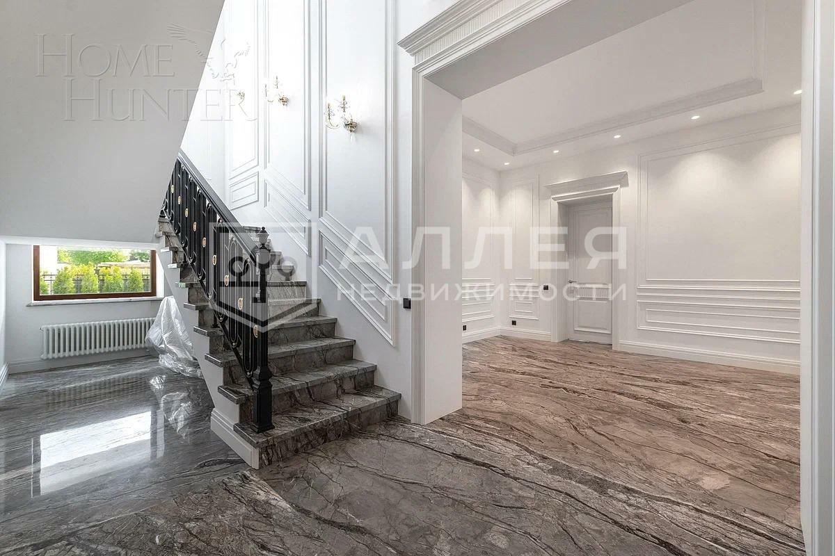 2-этажный коттедж 815 м² с отделкой