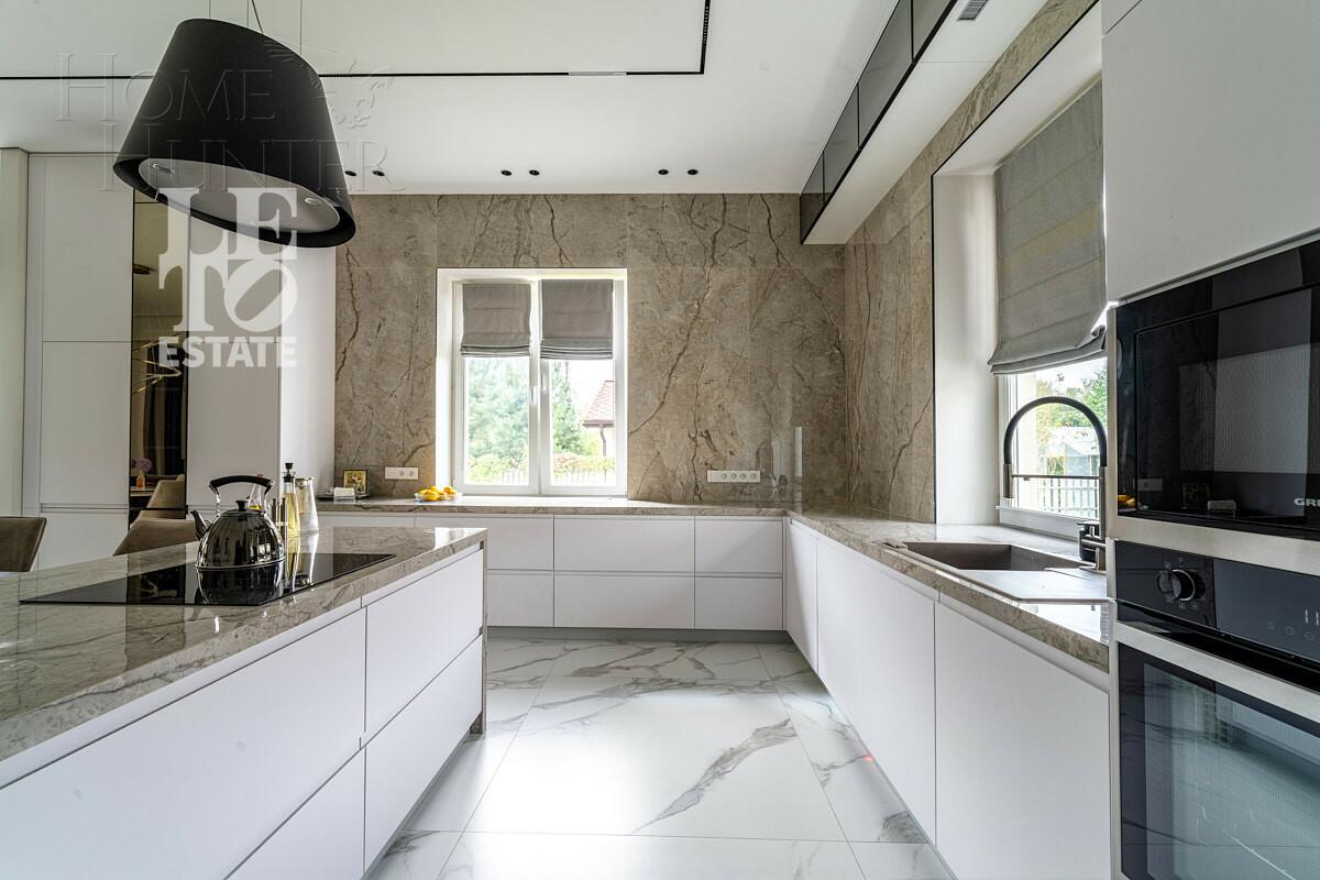 2-этажный коттедж 491 м² с отделкой