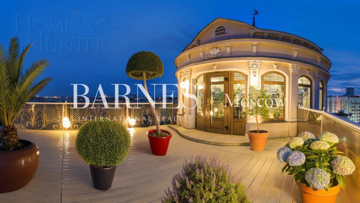 3-УРОВНЕВЫЙ ПЕНТХАУС С ОТДЕЛКОЙ 379 М² НА 7 ЭТАЖЕ