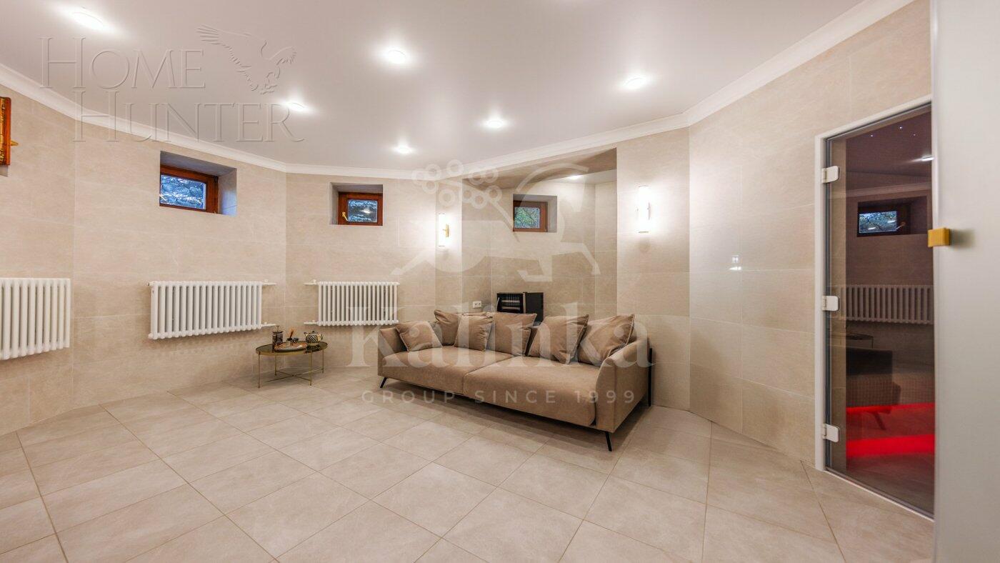 3-этажный коттедж 500 м² с отделкой