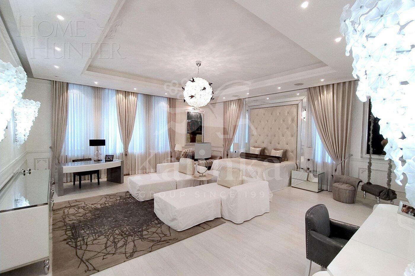 3-этажный коттедж 1 831 м² с отделкой