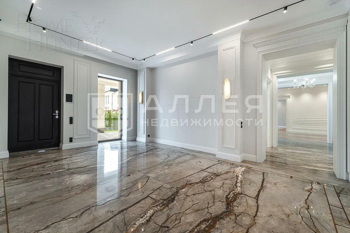 2-этажный коттедж 815 м² с отделкой