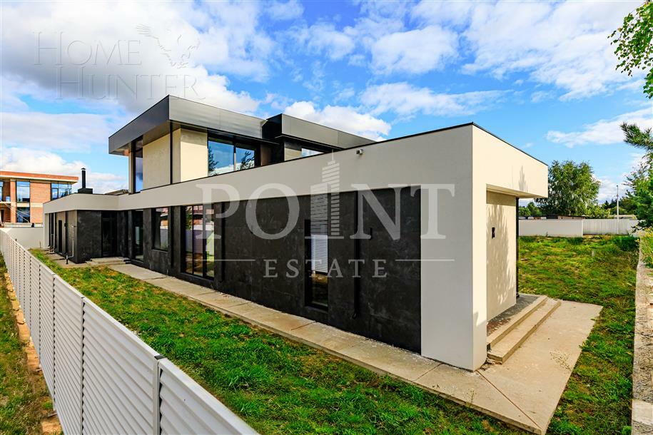 2-этажный коттедж 550 м² без отделки