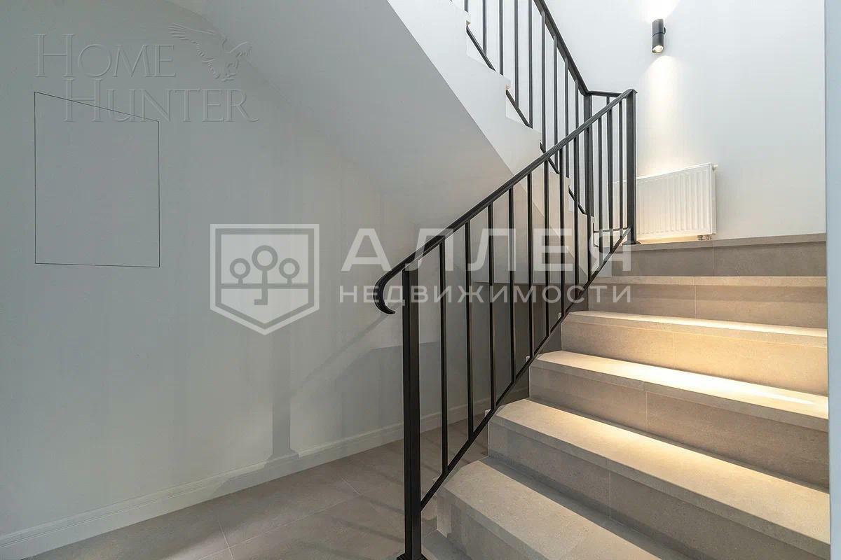 2-этажный коттедж 815 м² с отделкой