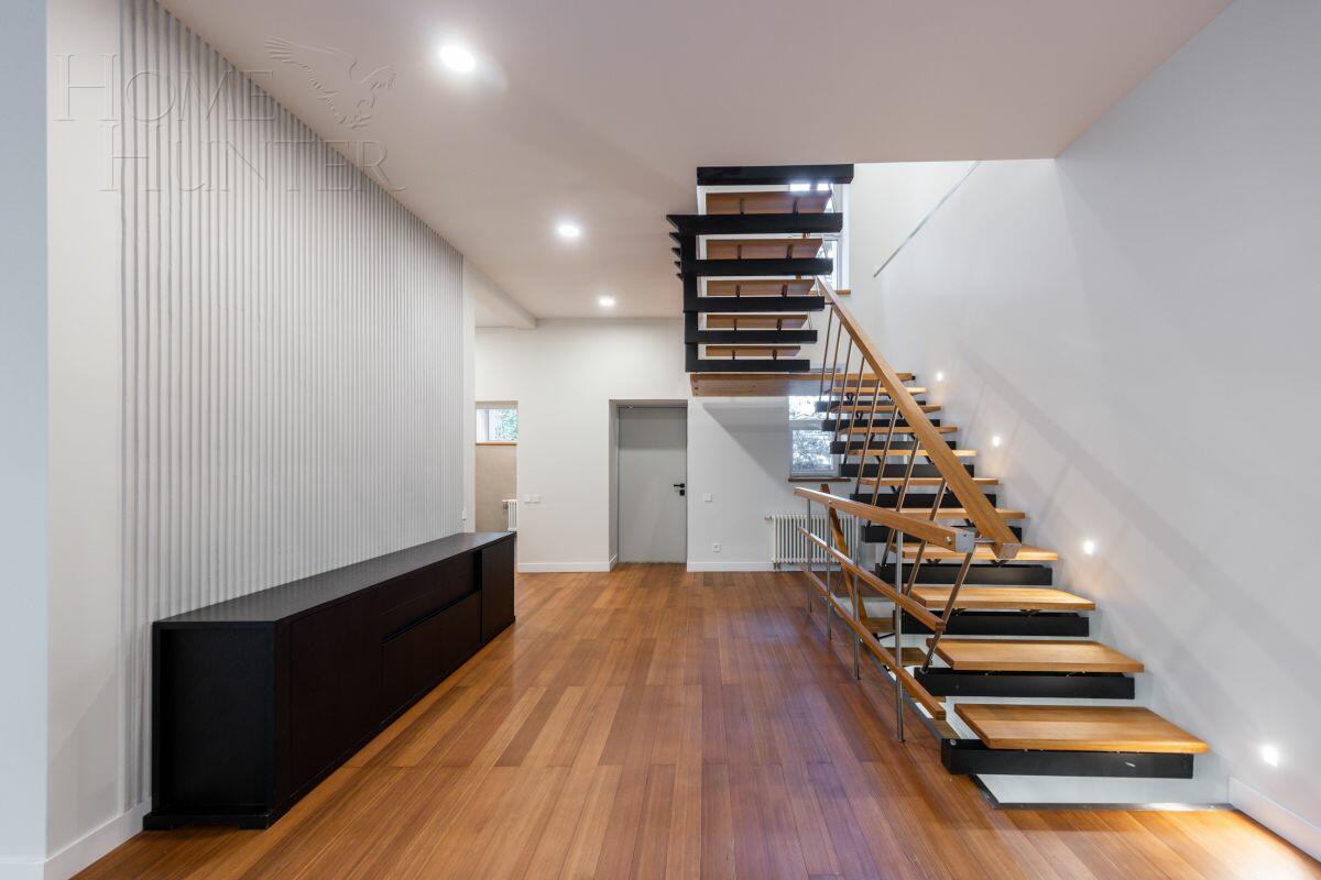 2-этажный коттедж 711 м² с отделкой