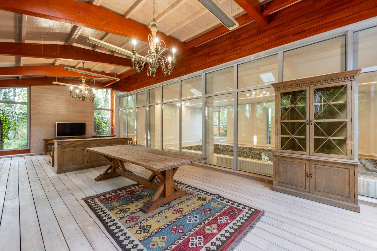 2-этажный коттедж 711 м² с отделкой