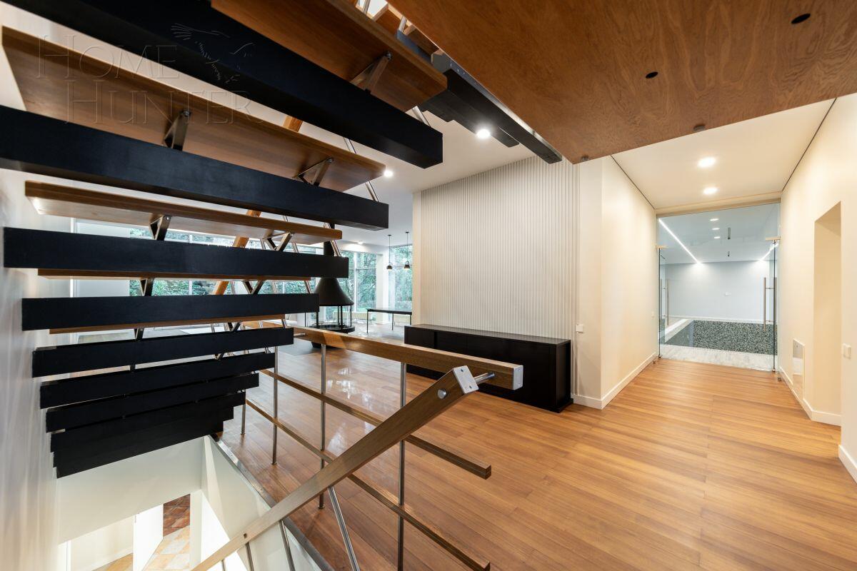 2-этажный коттедж 711 м² с отделкой