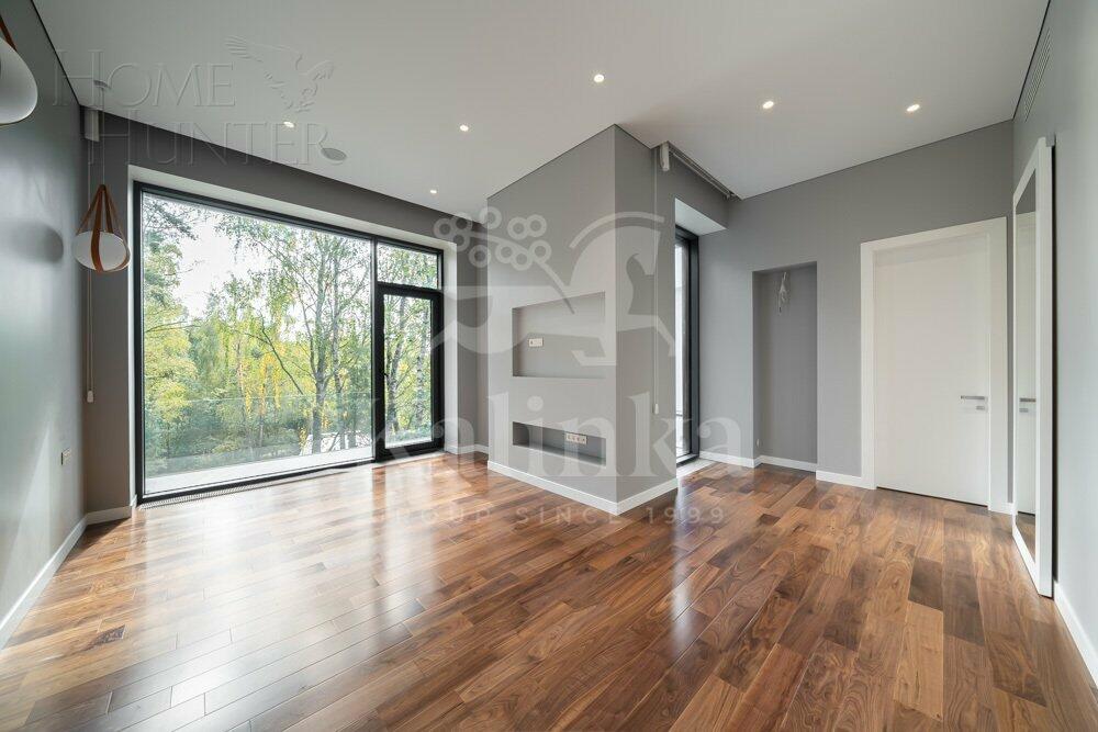 2-этажный коттедж 500 м² с отделкой