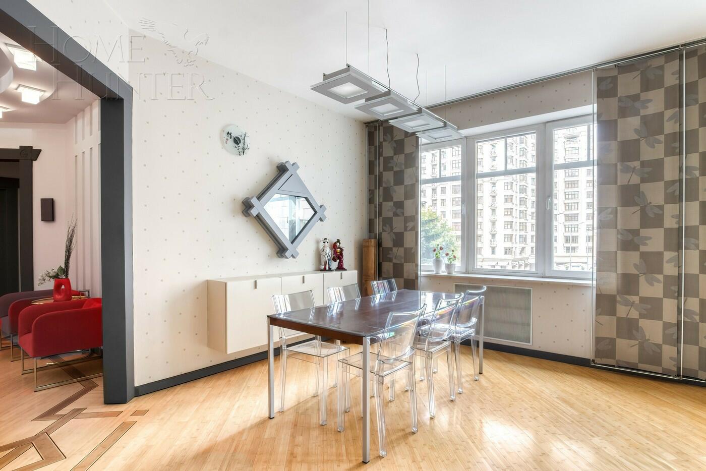 3-КОМН. КВАРТИРА С ОТДЕЛКОЙ 130 М² НА 2 ЭТАЖЕ