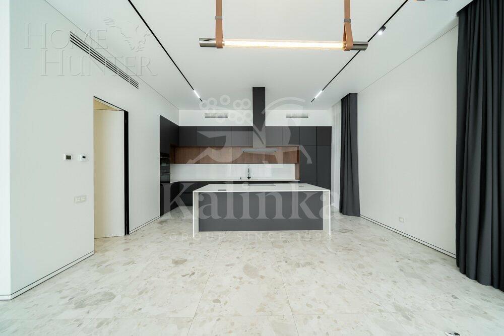 2-этажный коттедж 500 м² с отделкой