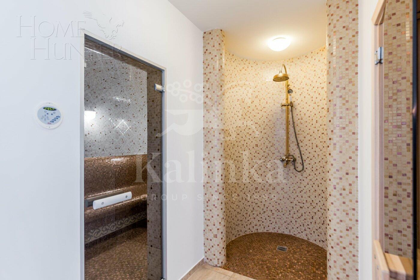 2-этажный коттедж 1 378 м² с отделкой