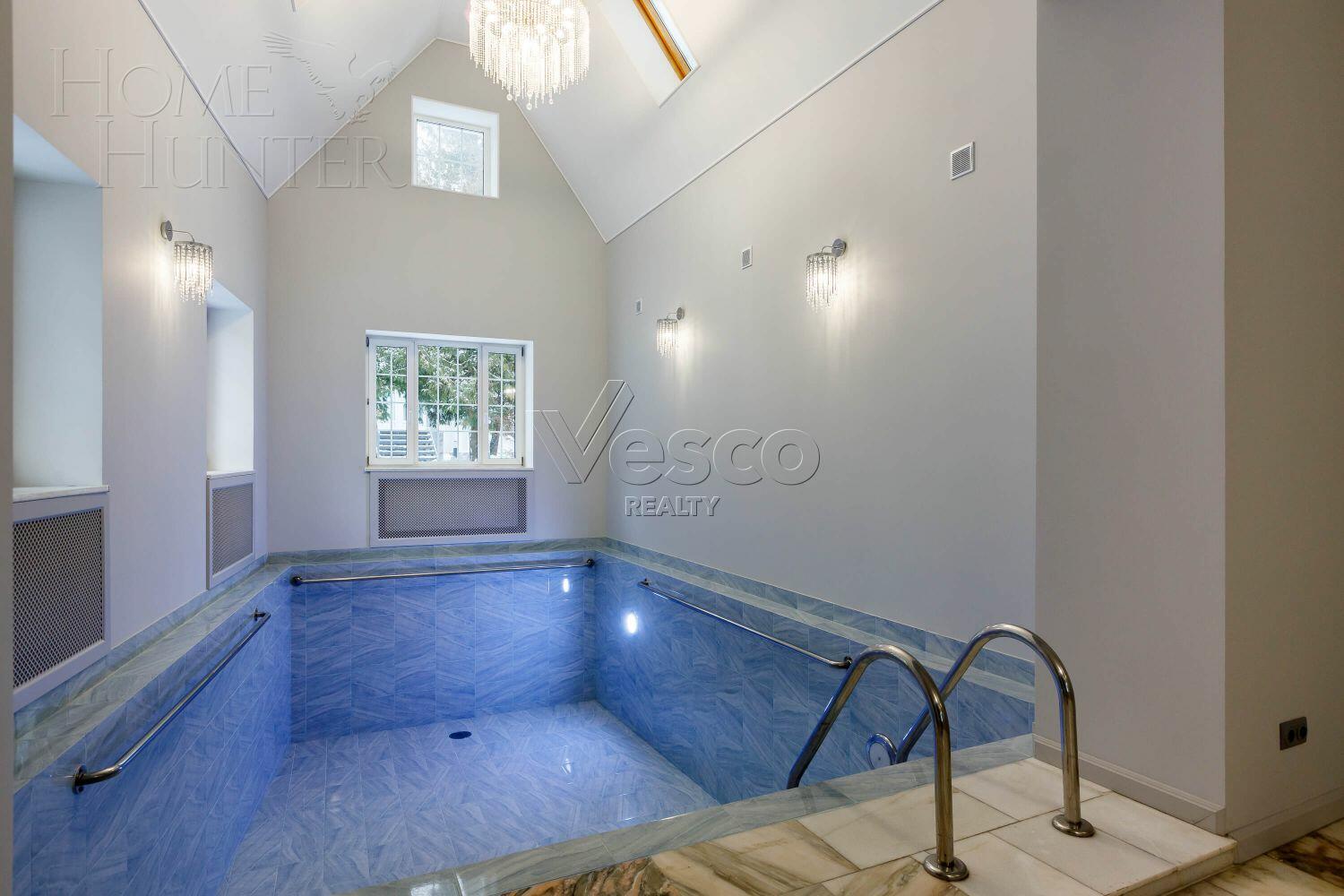 2-этажный коттедж 738 м² с отделкой