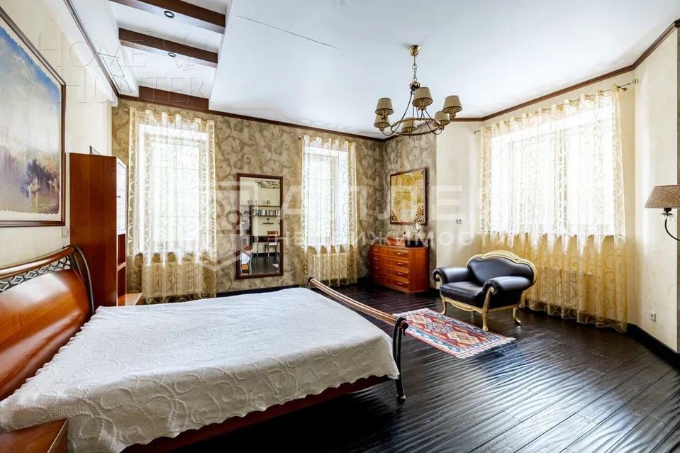 2-этажный коттедж 708 м² с отделкой