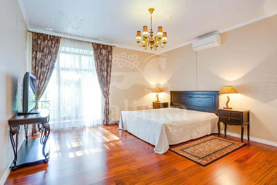 3-этажный коттедж 500 м² с отделкой