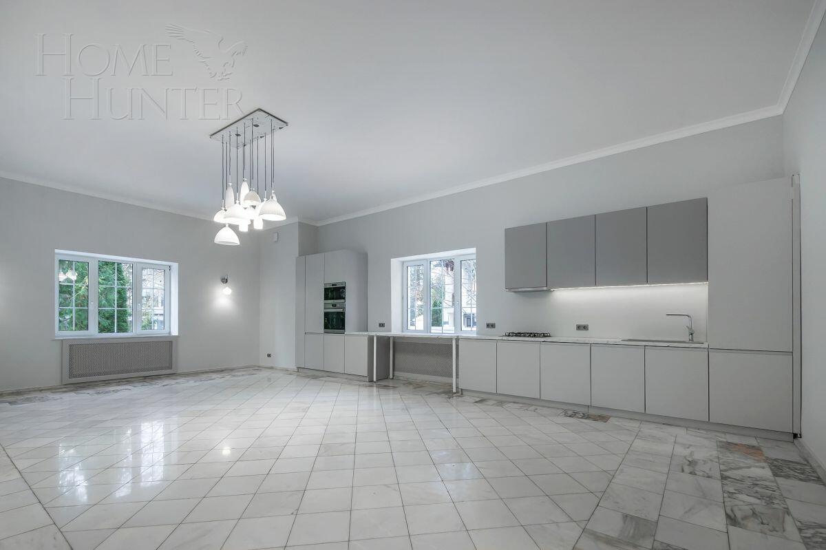 2-этажный коттедж 738 м² с отделкой