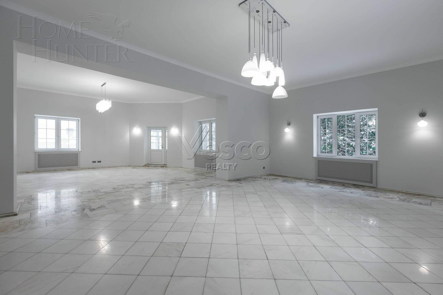 2-этажный коттедж 738 м² с отделкой