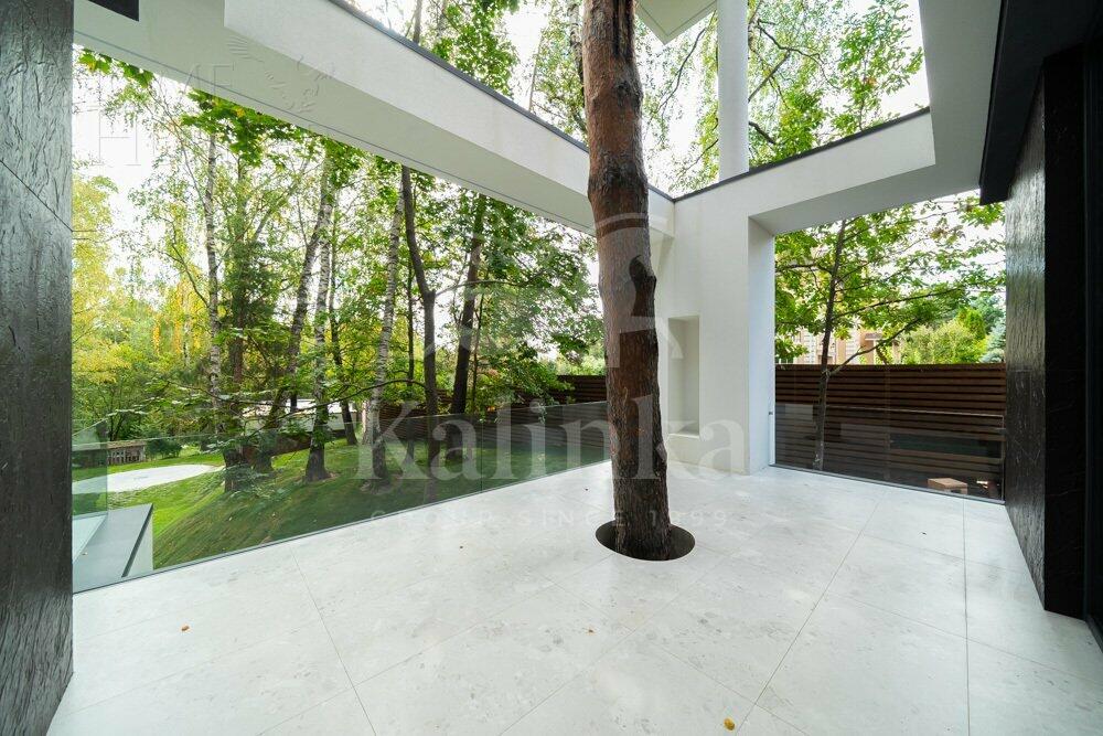 2-этажный коттедж 500 м² с отделкой