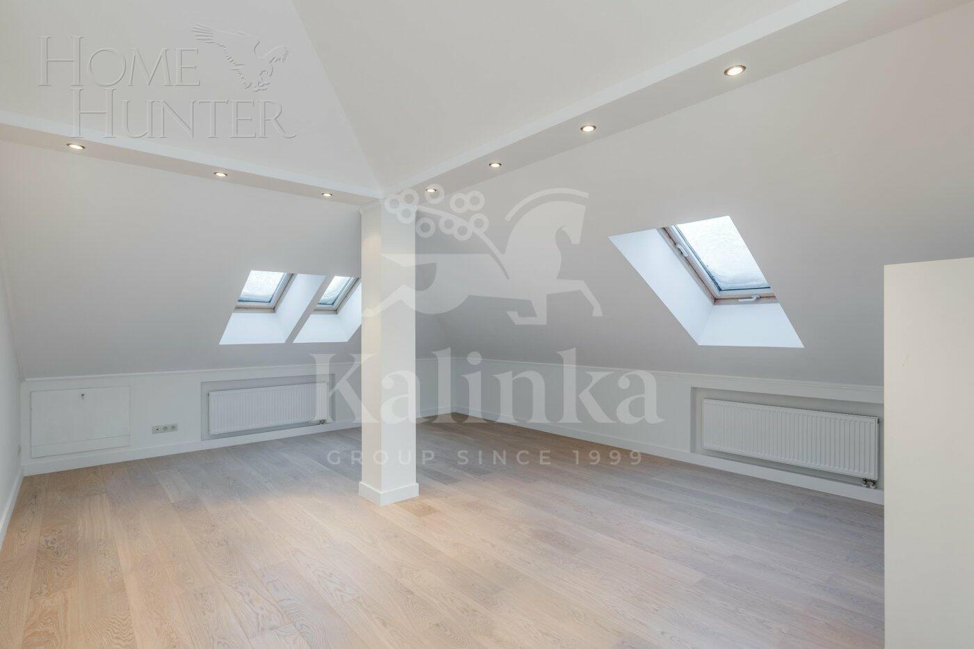 2-этажный коттедж 1 378 м² с отделкой