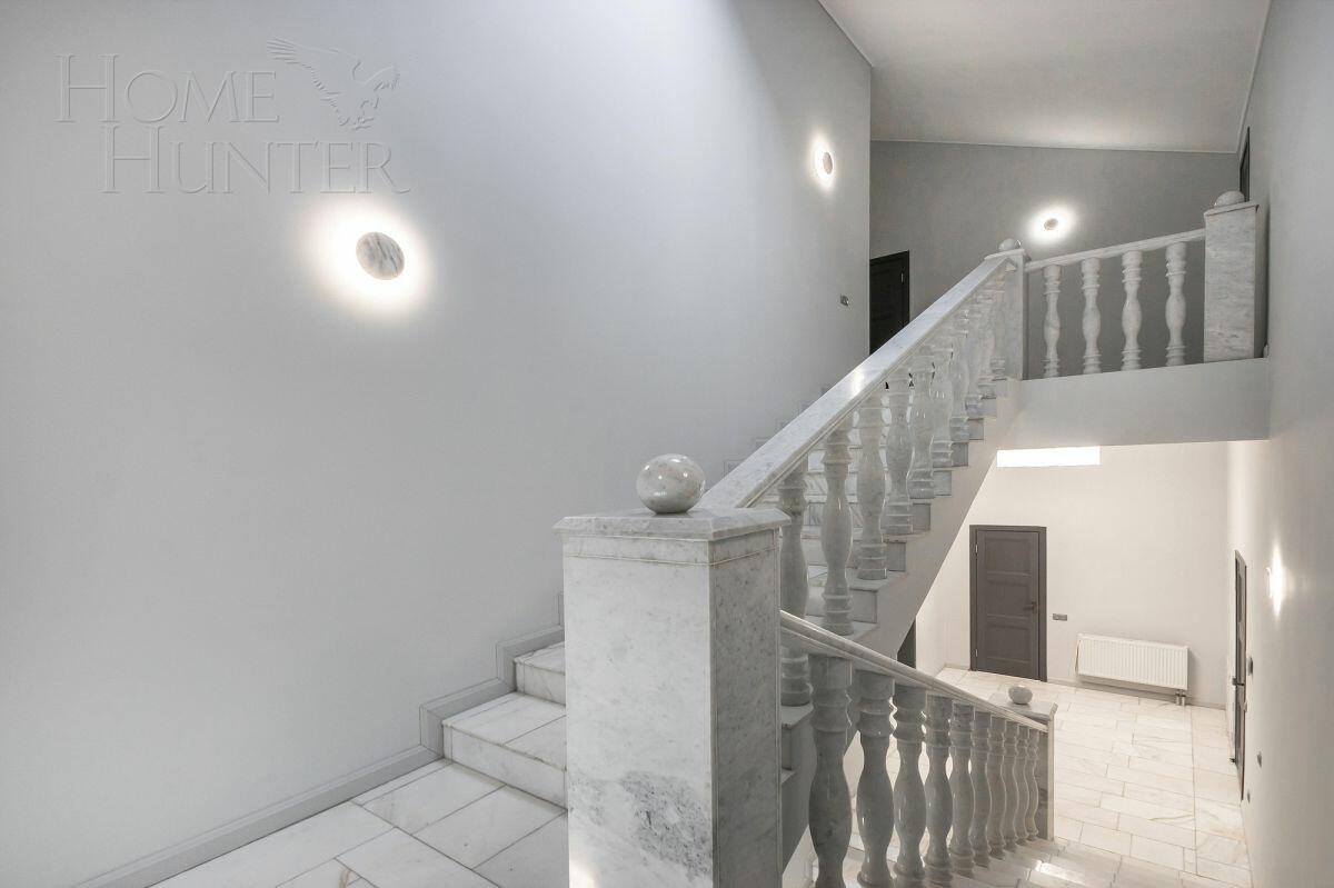 2-этажный коттедж 738 м² с отделкой