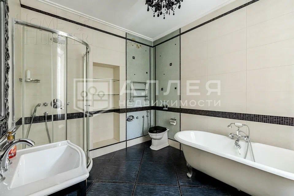 2-этажный коттедж 708 м² с отделкой