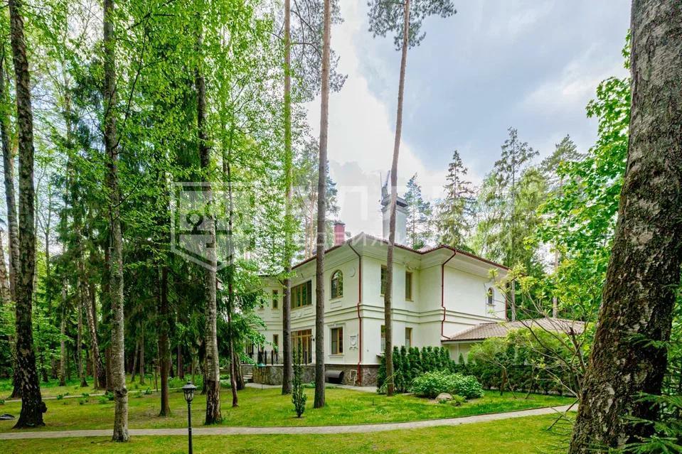 2-этажный коттедж 708 м² с отделкой