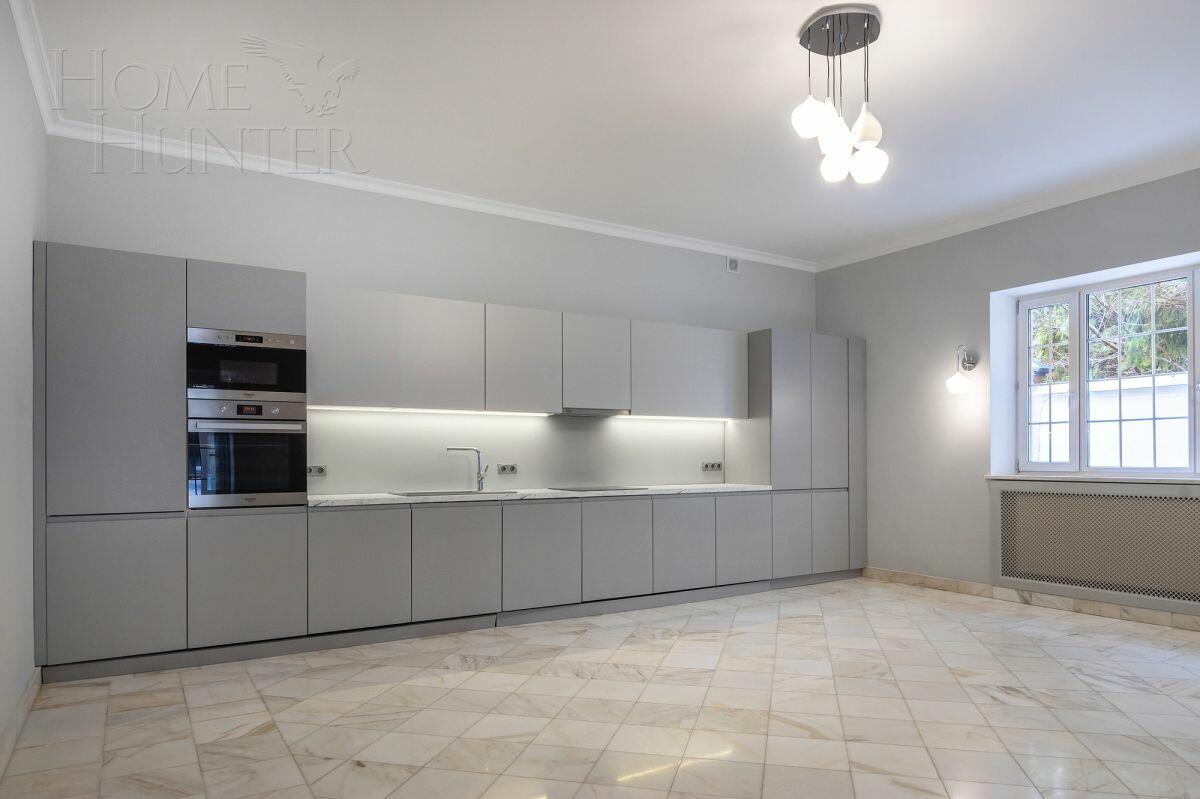 2-этажный коттедж 738 м² с отделкой