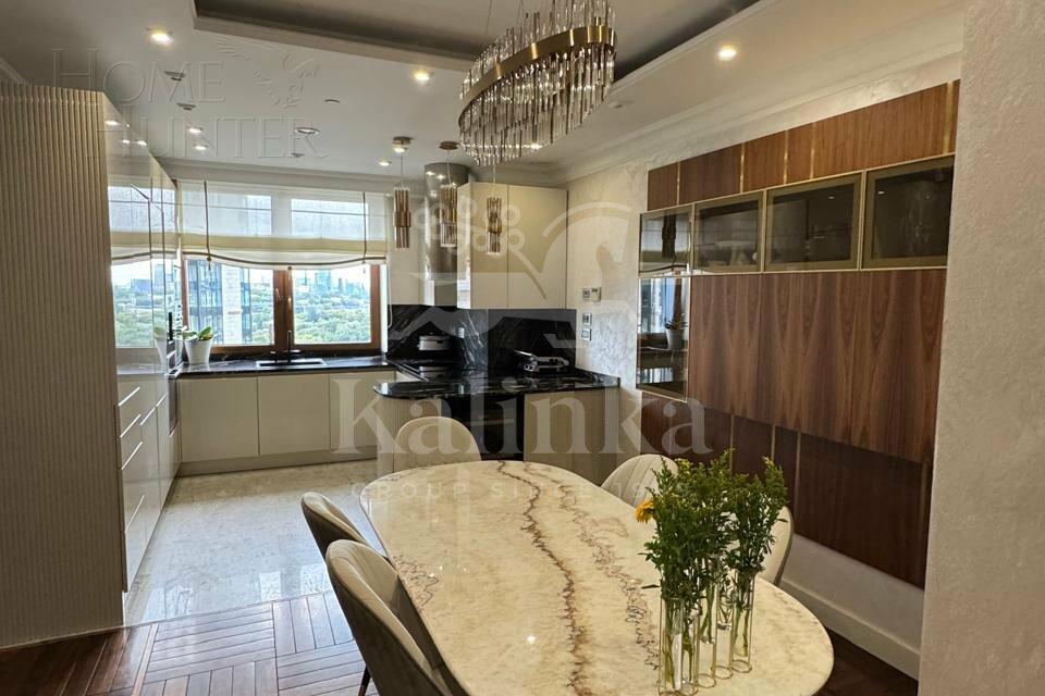 4-КОМН. КВАРТИРА С ОТДЕЛКОЙ 169.5 М² НА 7 ЭТАЖЕ