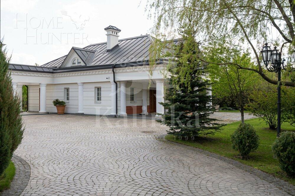 2-этажный коттедж 980 м² с отделкой