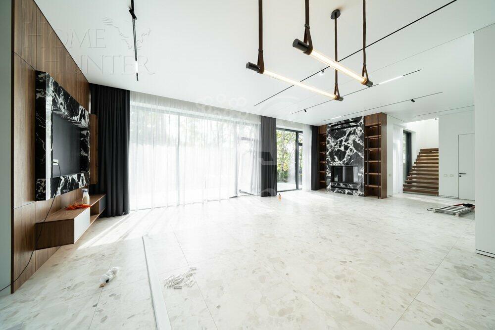 2-этажный коттедж 500 м² с отделкой