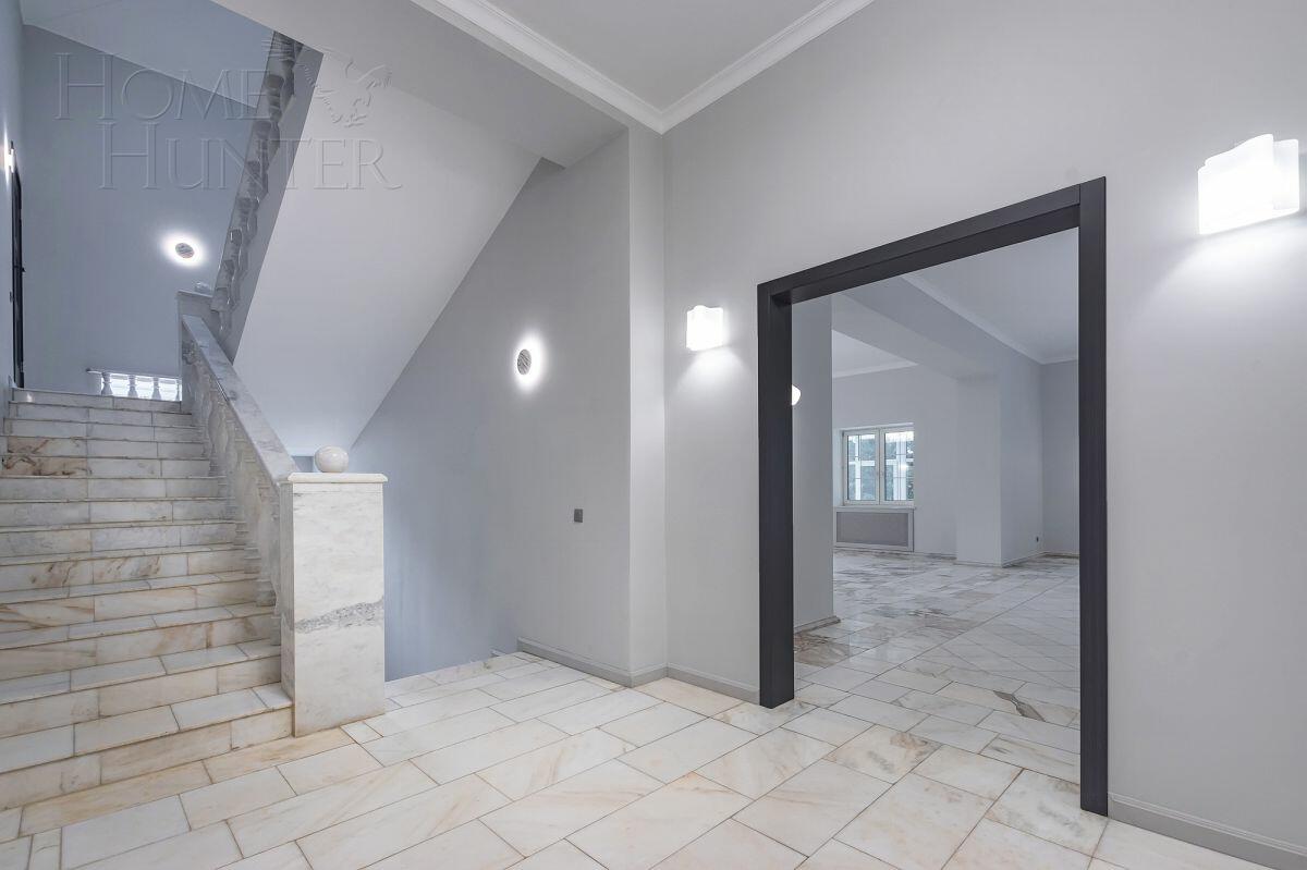 2-этажный коттедж 738 м² с отделкой