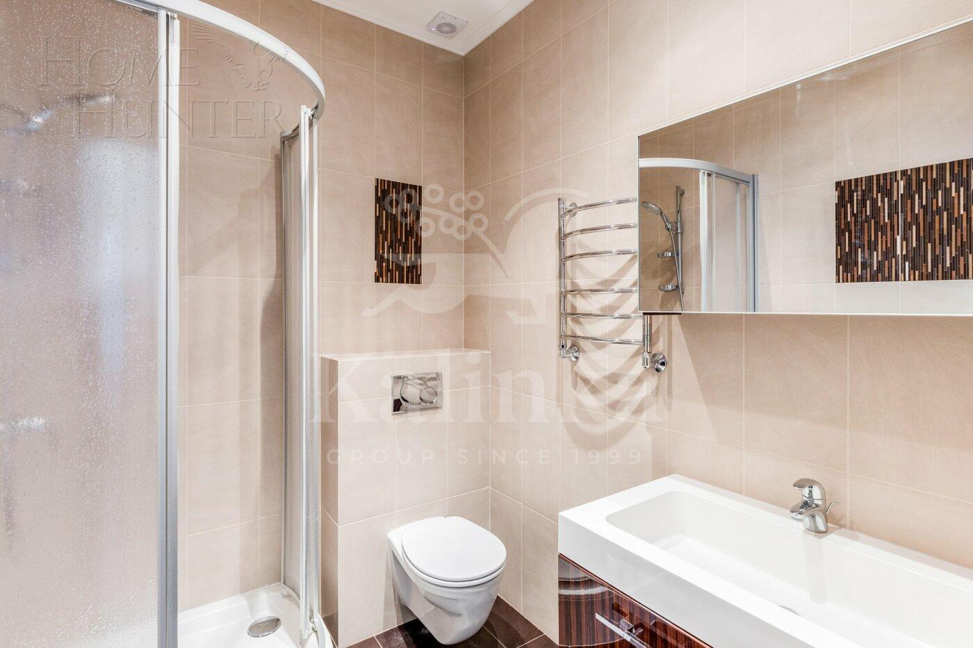 2-этажный коттедж 1 378 м² с отделкой
