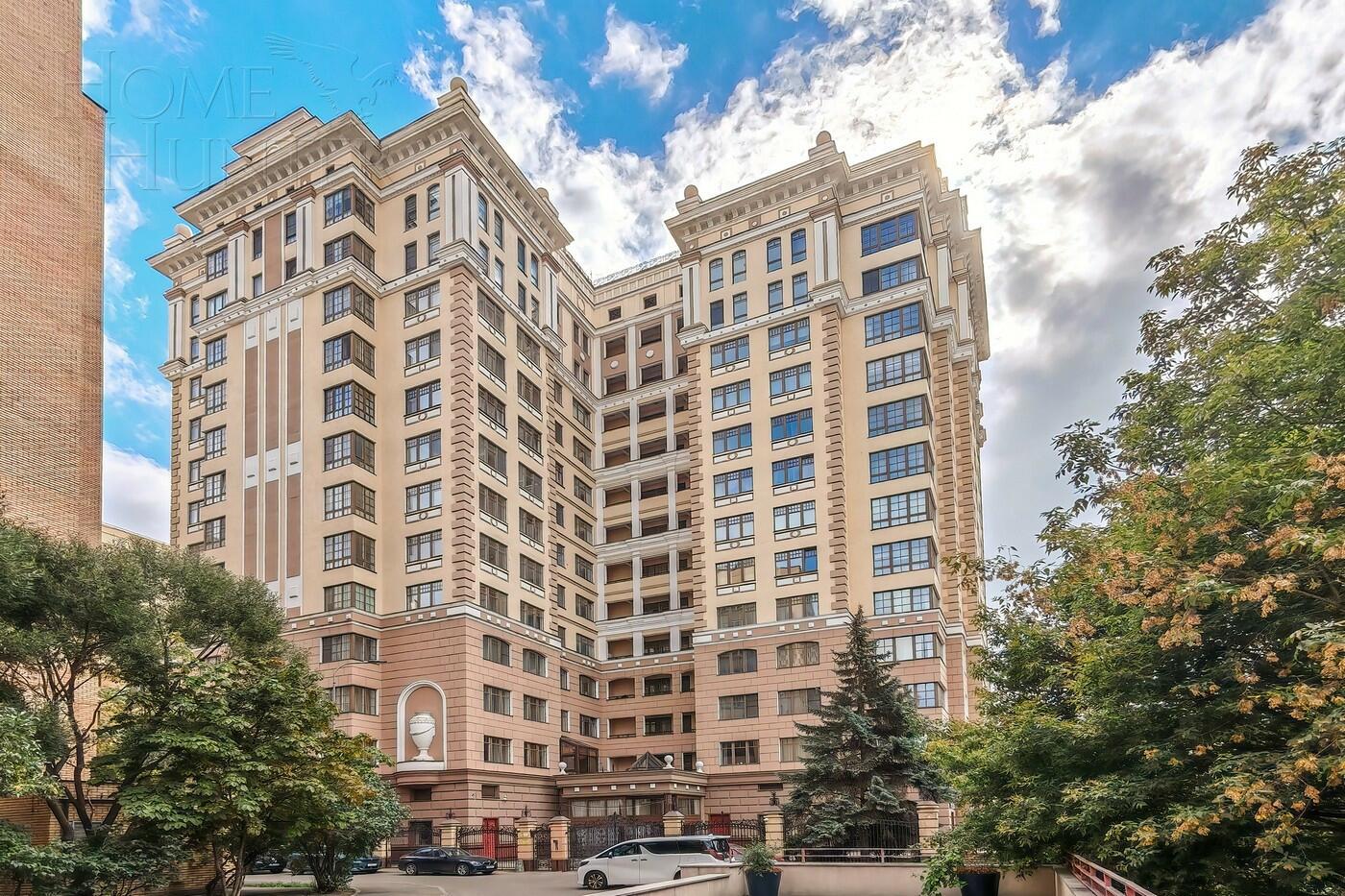 3-КОМН. КВАРТИРА С ОТДЕЛКОЙ 130 М² НА 2 ЭТАЖЕ