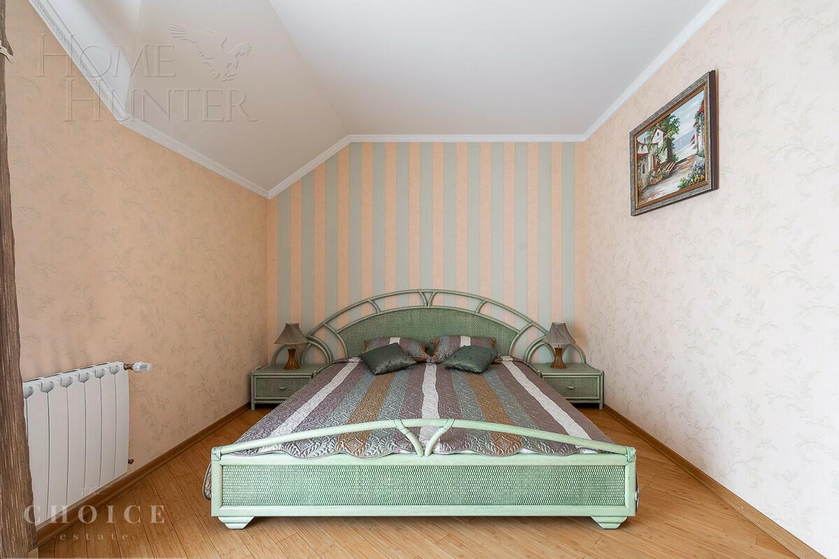 2-этажный коттедж 284.2 м² с отделкой