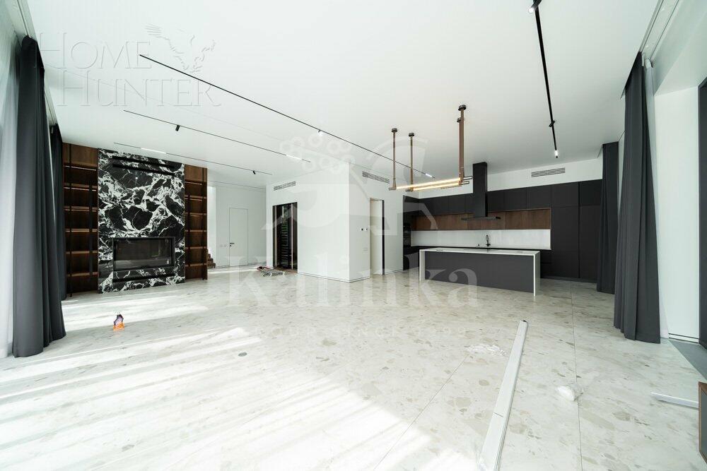 2-этажный коттедж 500 м² с отделкой