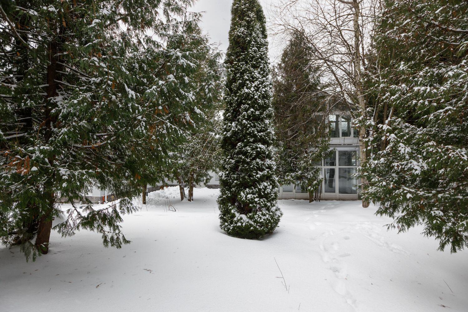 2-этажный коттедж 738 м² с отделкой