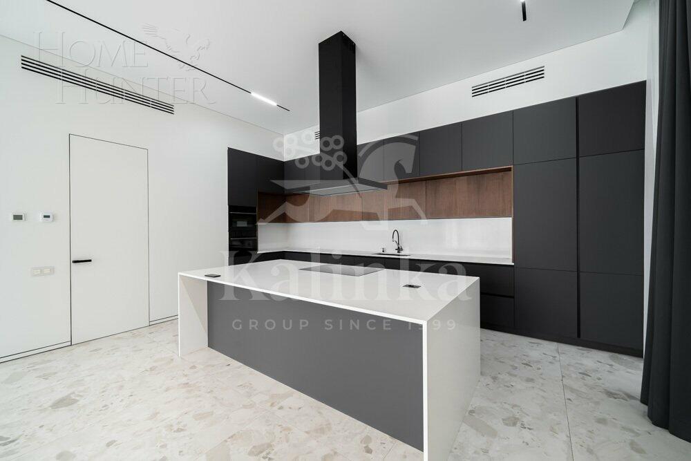 2-этажный коттедж 500 м² с отделкой