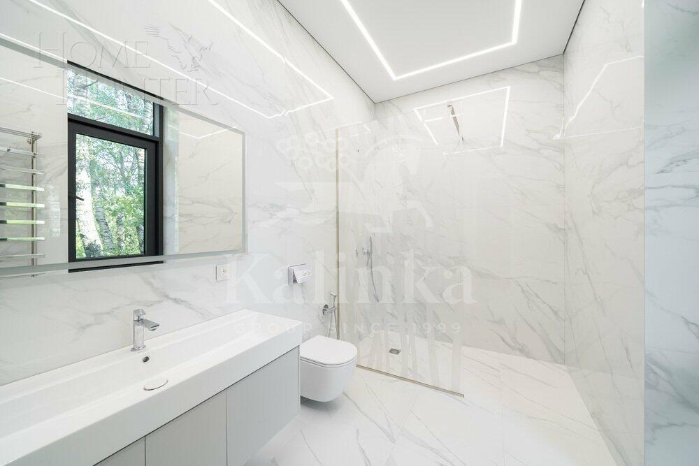 2-этажный коттедж 500 м² с отделкой