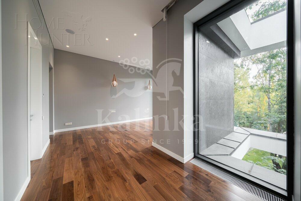 2-этажный коттедж 500 м² с отделкой