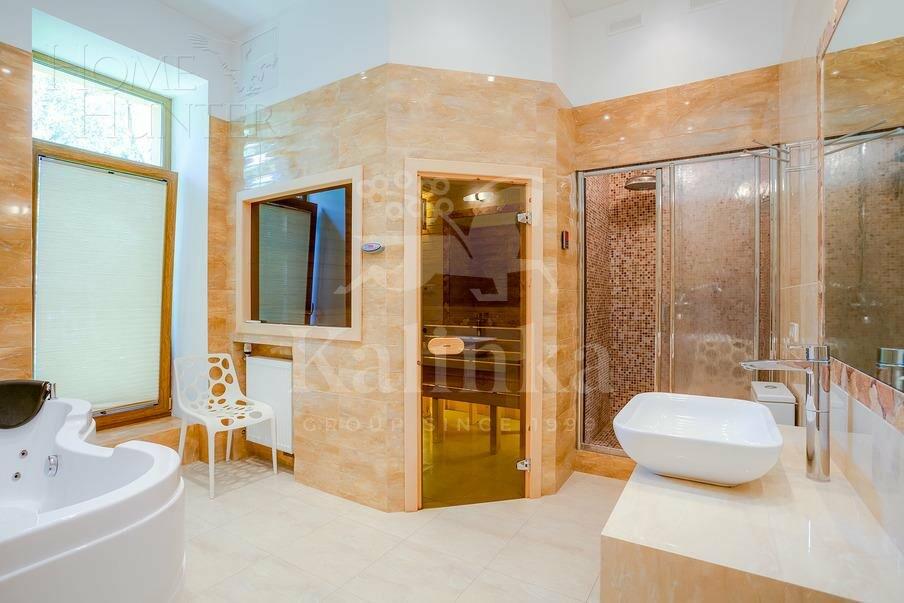 3-этажный коттедж 500 м² с отделкой