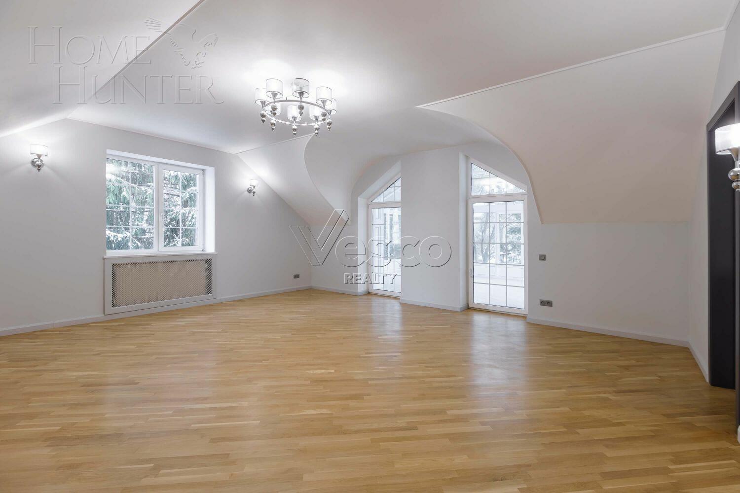 2-этажный коттедж 738 м² с отделкой