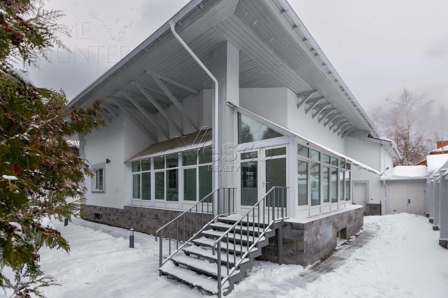 2-этажный коттедж 738 м² с отделкой