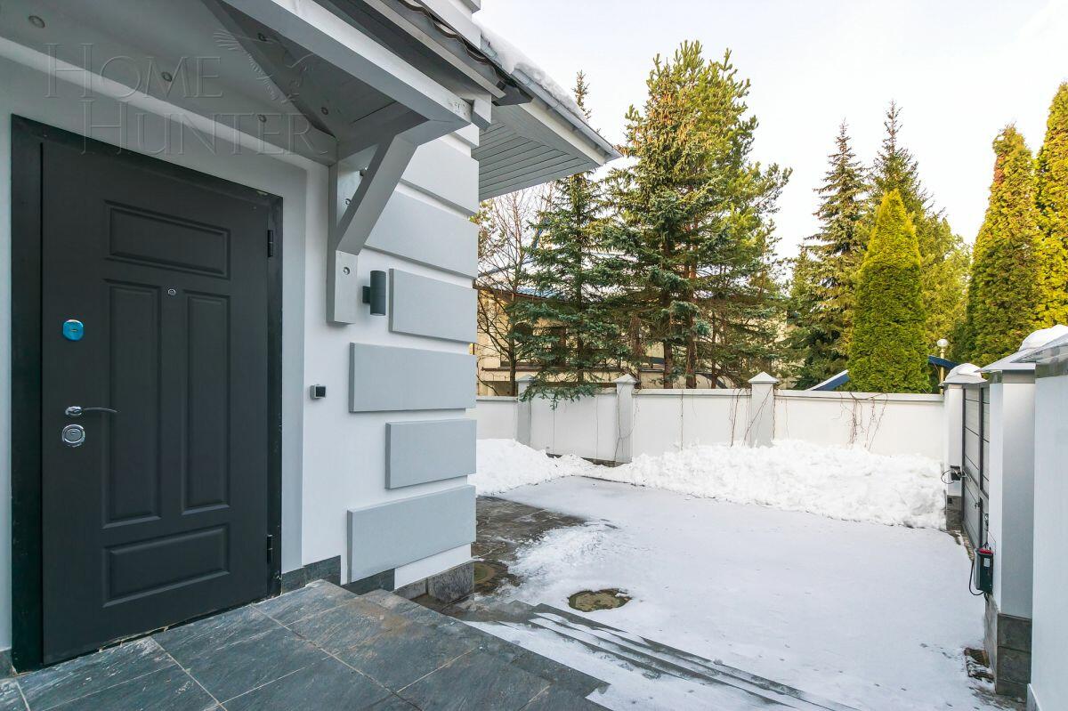 2-этажный коттедж 738 м² с отделкой