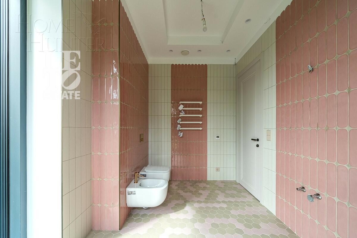 3-этажный коттедж 380 м² с отделкой