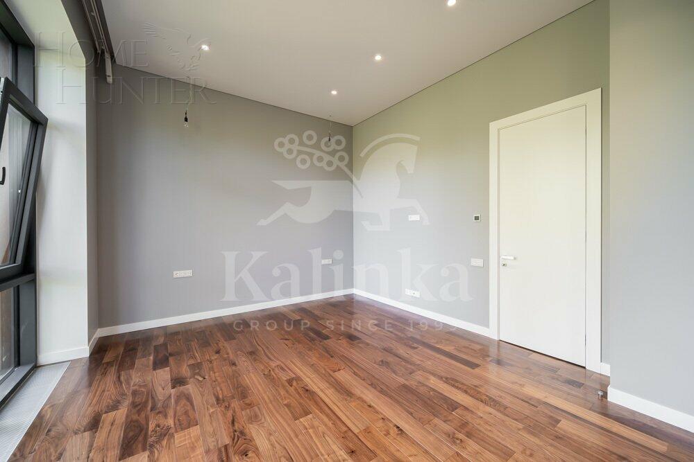 2-этажный коттедж 500 м² с отделкой