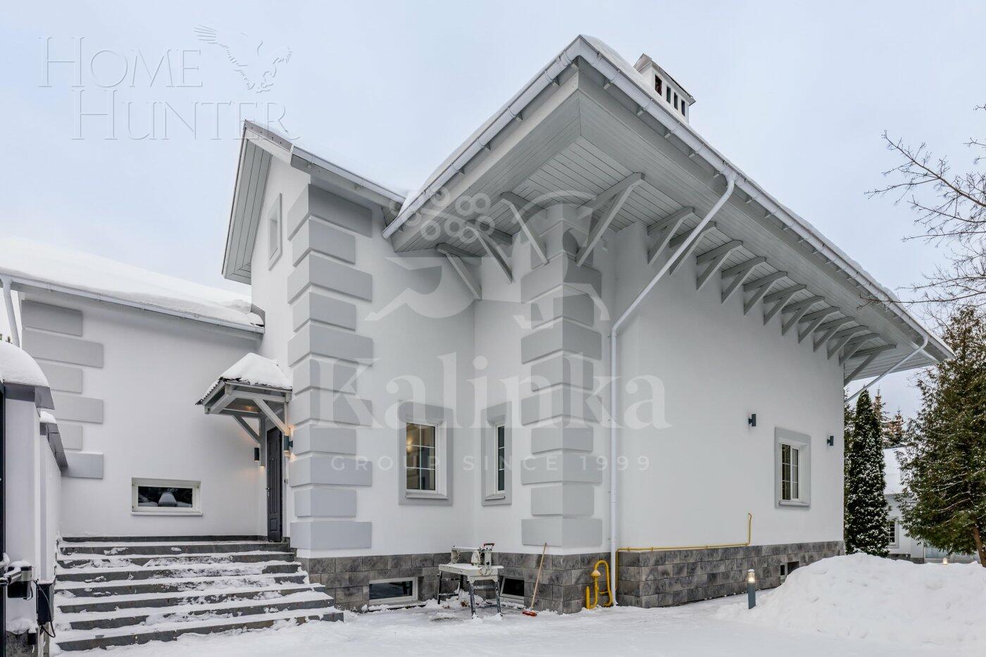 2-этажный коттедж 738 м² с отделкой